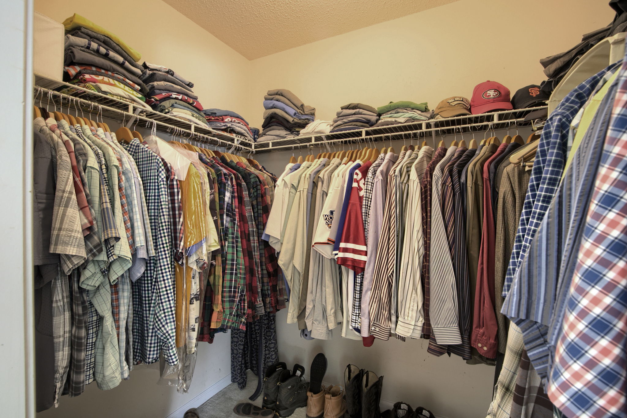 8024 Kitchener Dr, Gloucester, VA 23061 Creative Chameleon Media