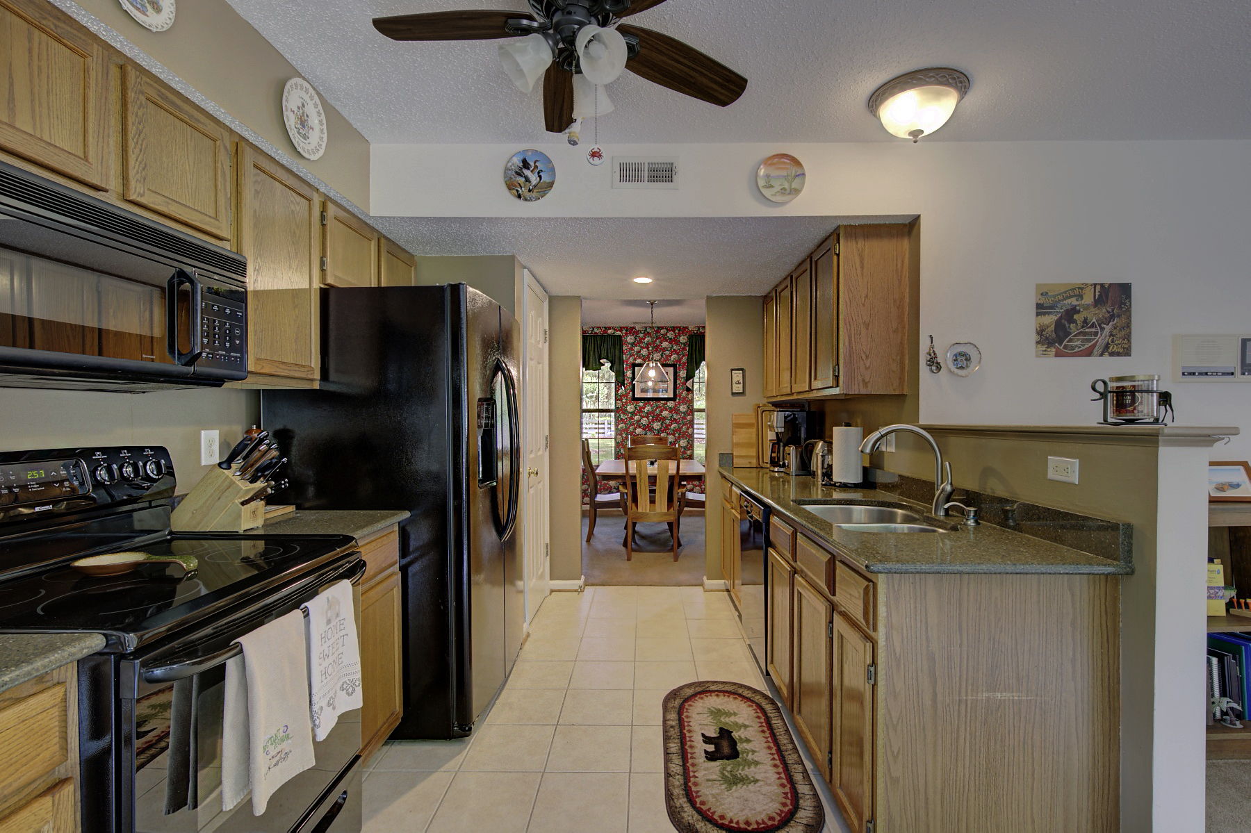 8024 Kitchener Dr, Gloucester, VA 23061 Creative Chameleon Media