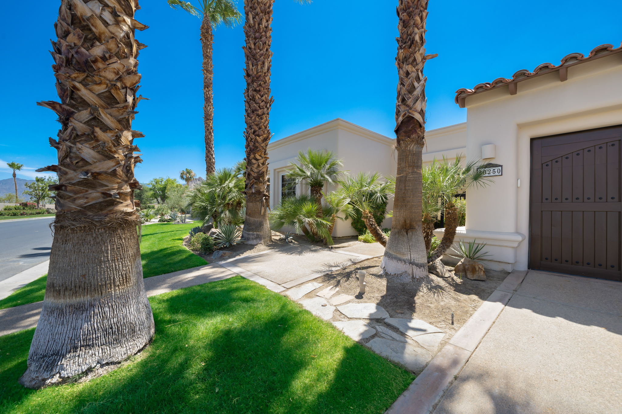 80250 Hermitage, La Quinta, CA 92253, USA Photo 12