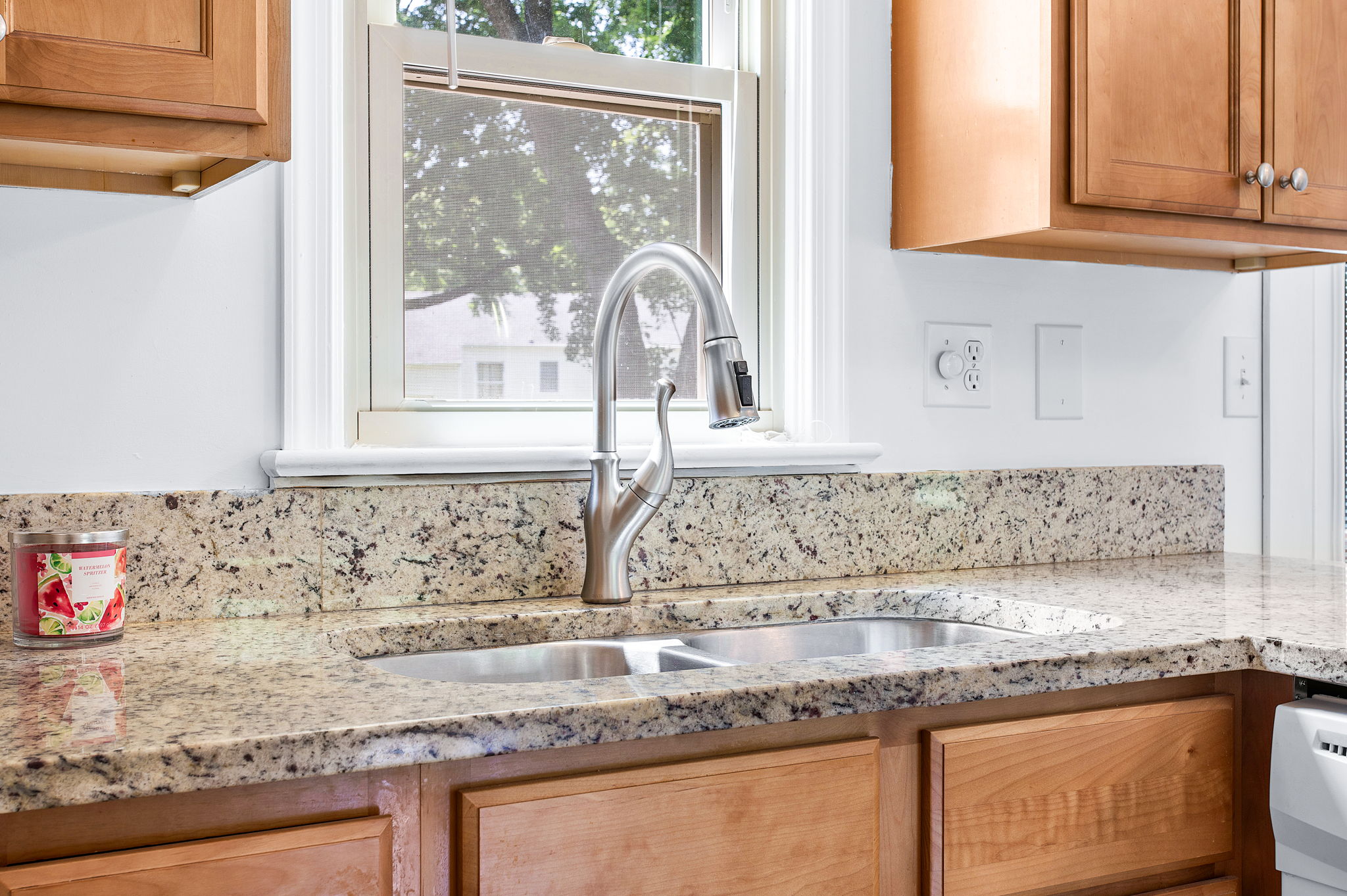 14-Kitchen Sink