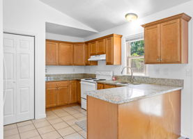11-Kitchen