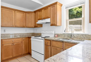 13-Kitchen