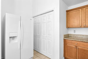 16-Kitchen