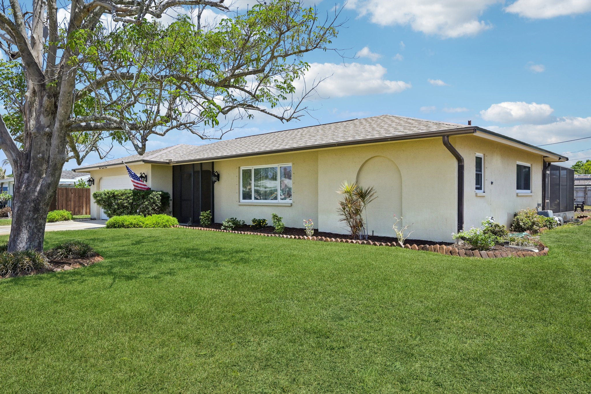 60th St NW-L2204-003.jpg