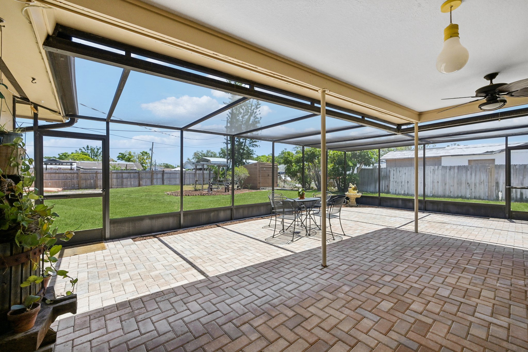 60th St NW-L2204-029.jpg