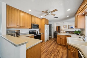 60th St NW-L2204-011.jpg