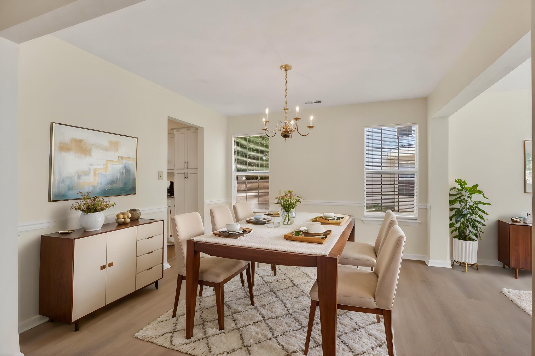 803 Milgate 121 virtually staged.jpeg