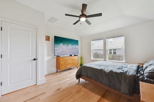 Russet Rock Dr-S2606-026.jpg