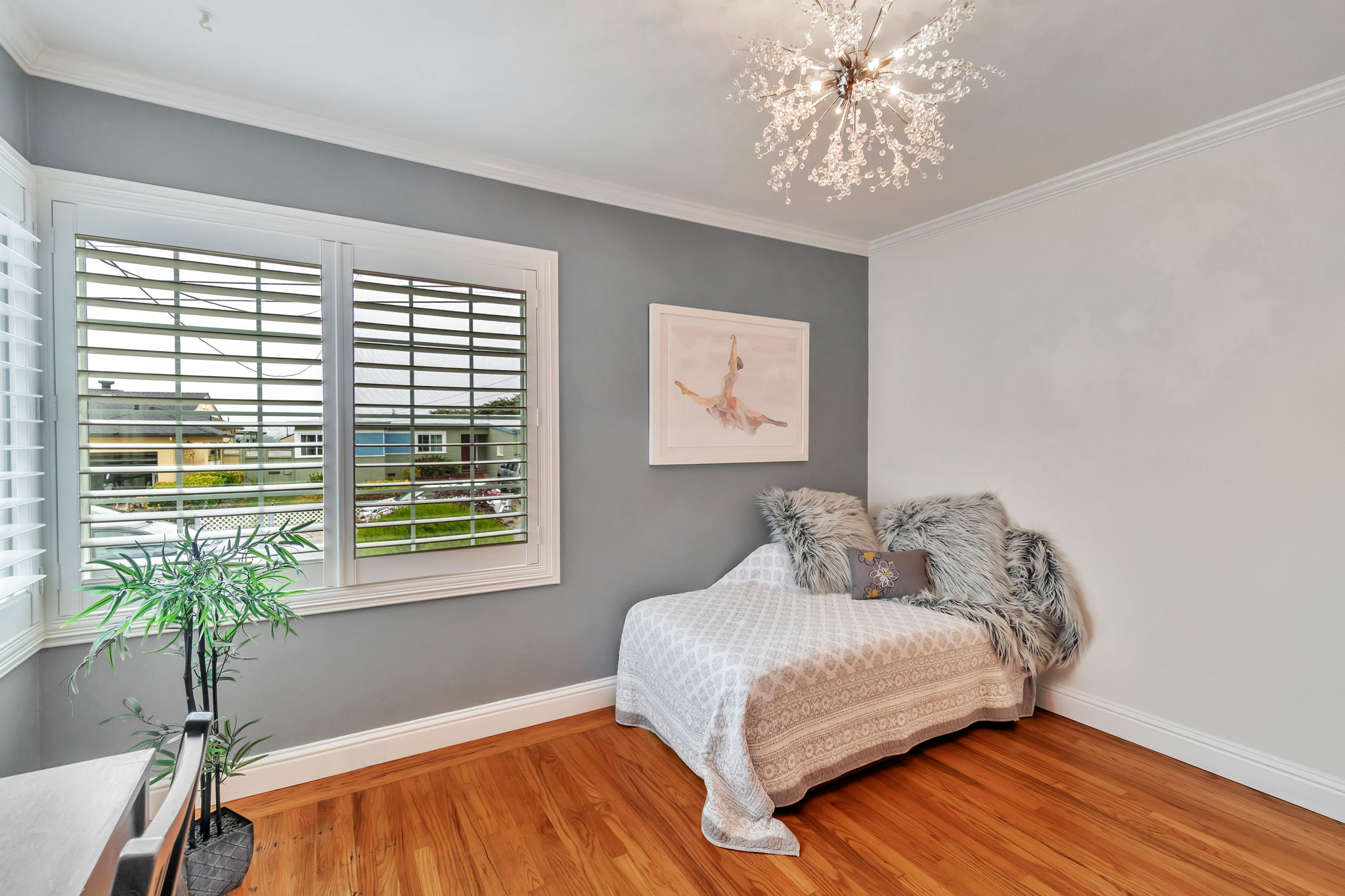 028_803 Thornhill Dr