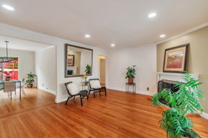 005_803 Thornhill Dr