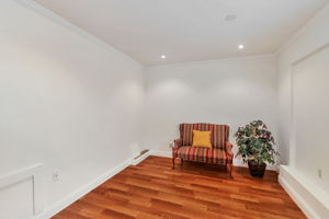 017_803 Thornhill Dr