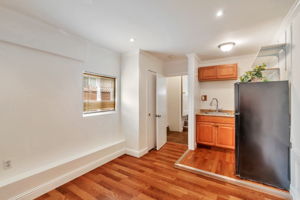 018_803 Thornhill Dr
