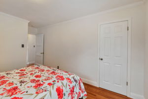 026_803 Thornhill Dr