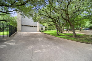 803 Westbrook Dr, West Lake Hills, TX 78746, USA Photo 4