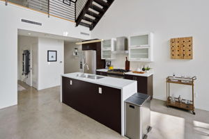 803 Wilcox Avenue #10-11