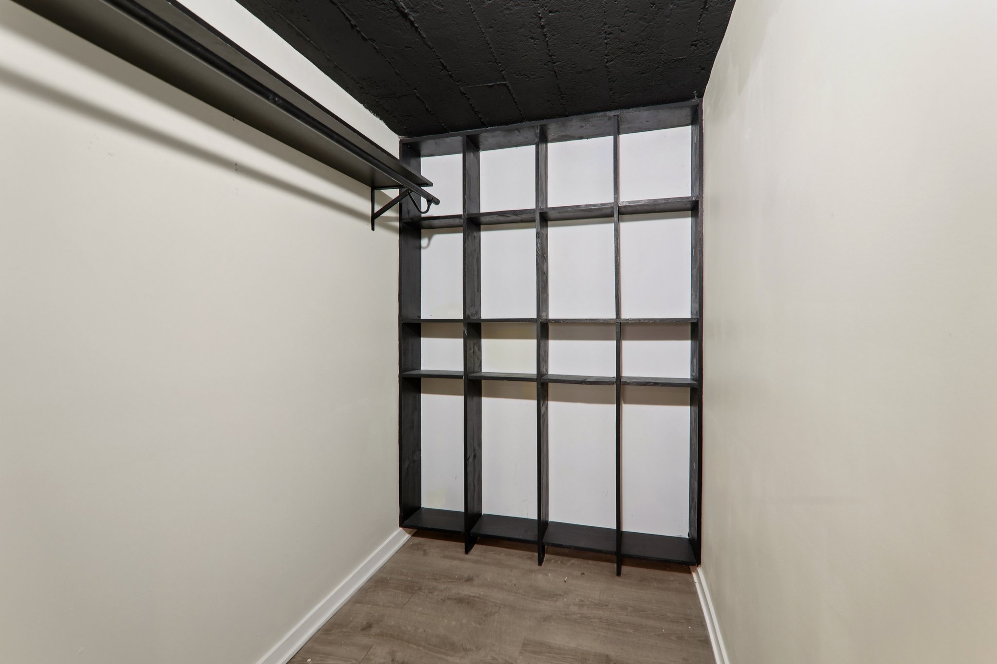 S Carpenter St-L1710-041.jpg