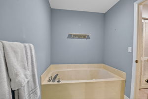  Photo 34