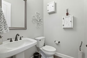  Photo 40