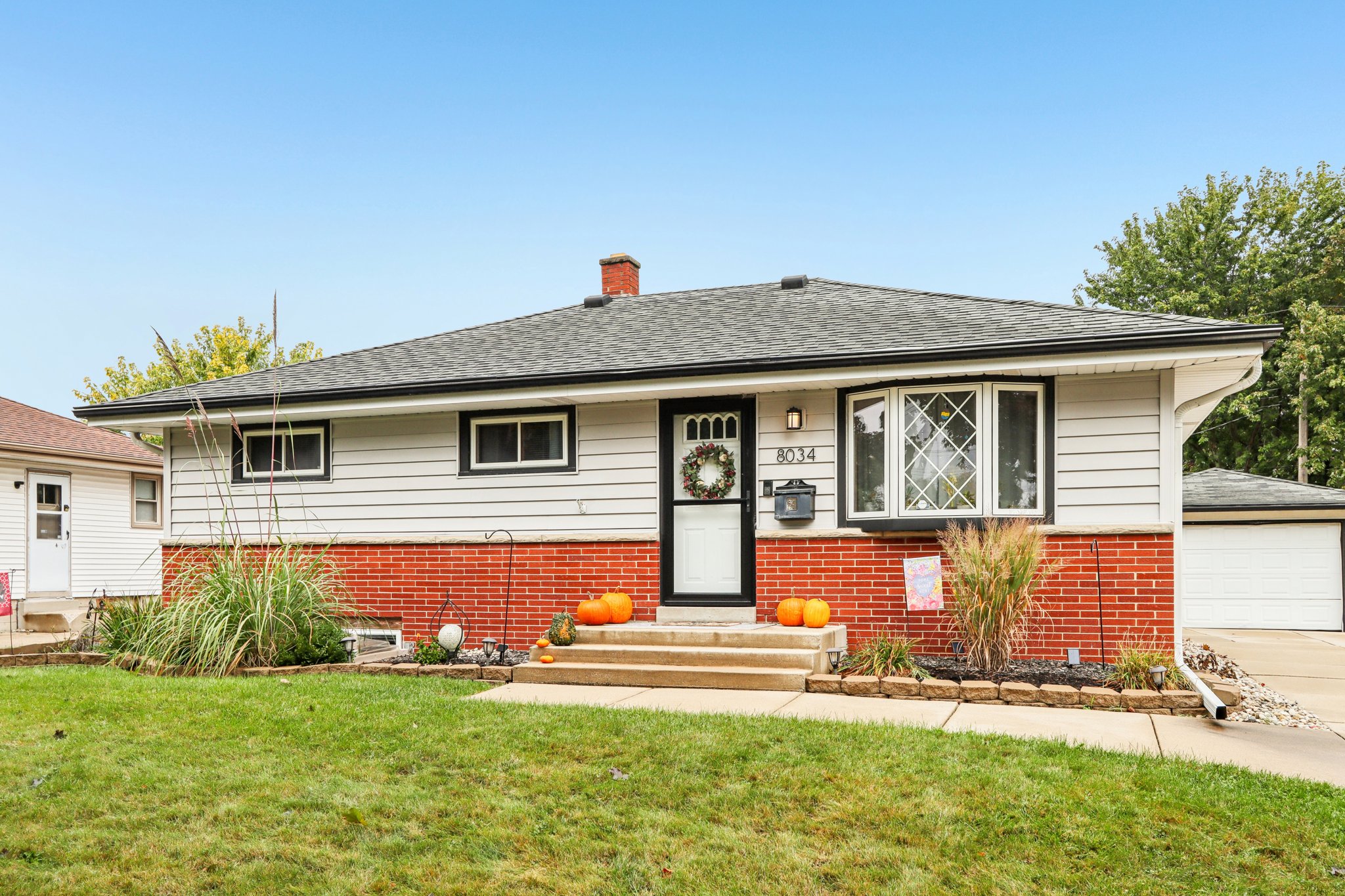 W Waterford Ave-S1610-005.jpg