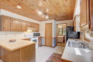 Springwater Dr W-015