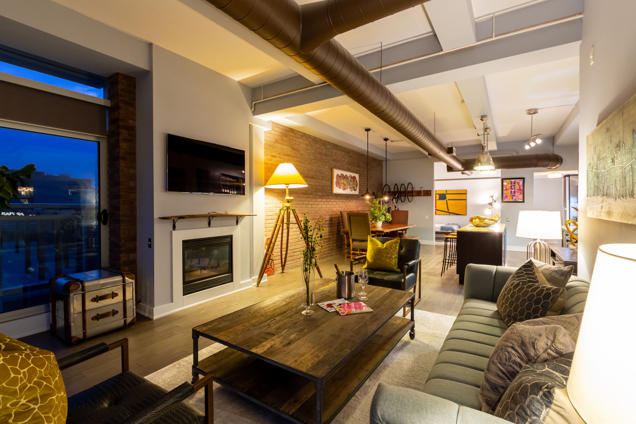 Toronto property showcase — delivered property photograph 36