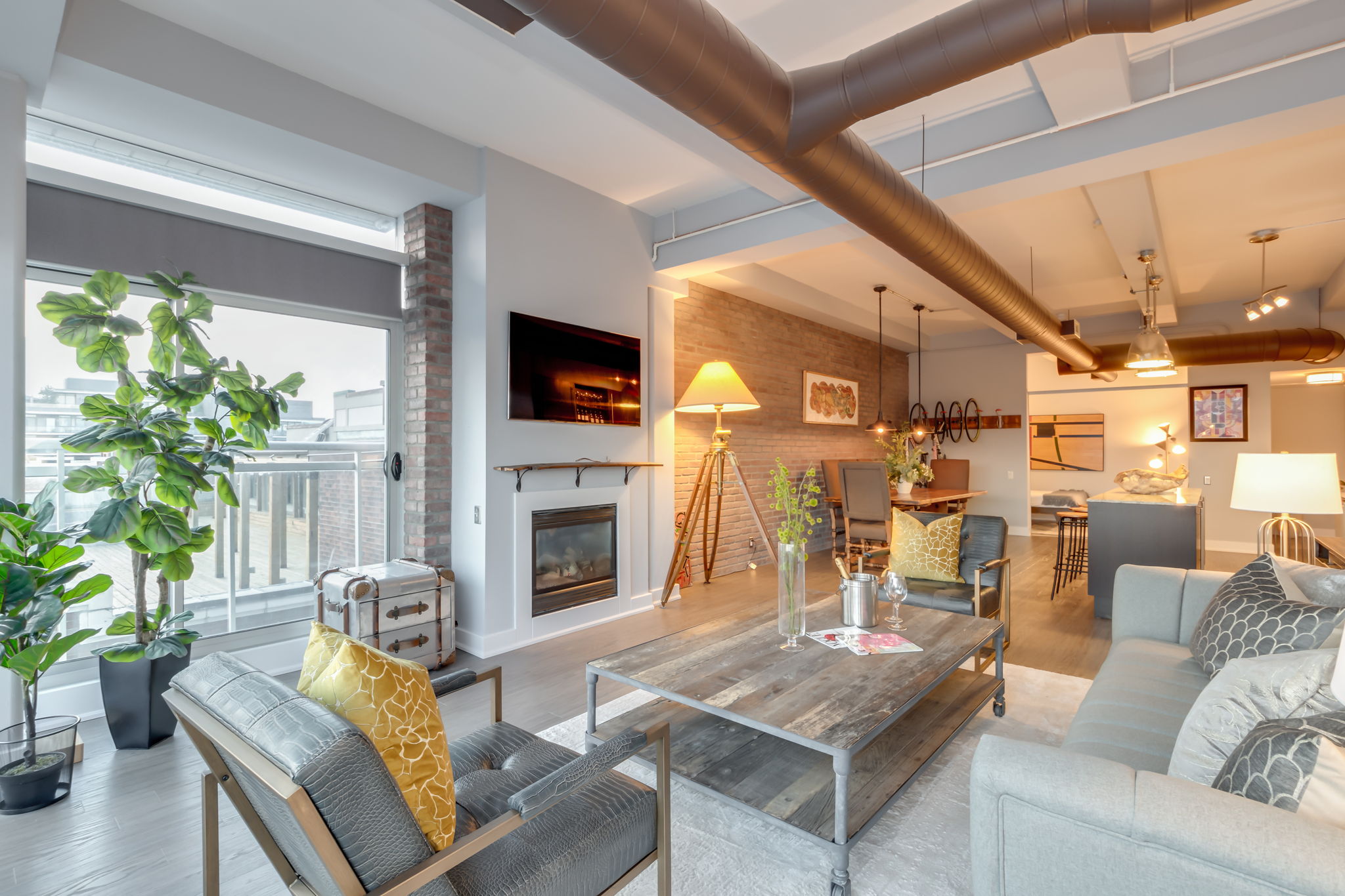 Toronto property showcase — delivered property photograph 3