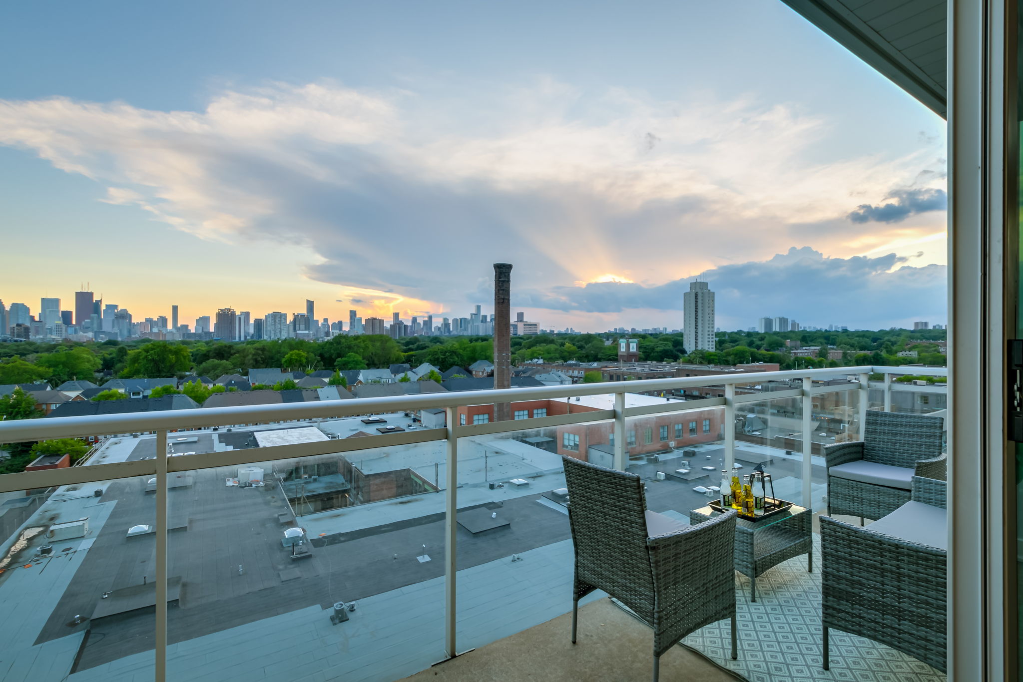 Toronto property showcase — delivered property photograph 25