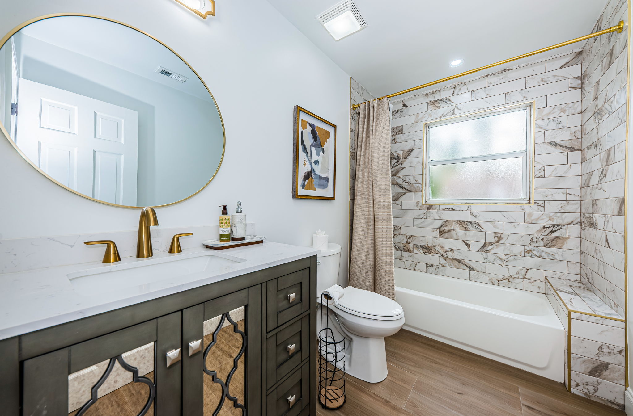 Bathroom2