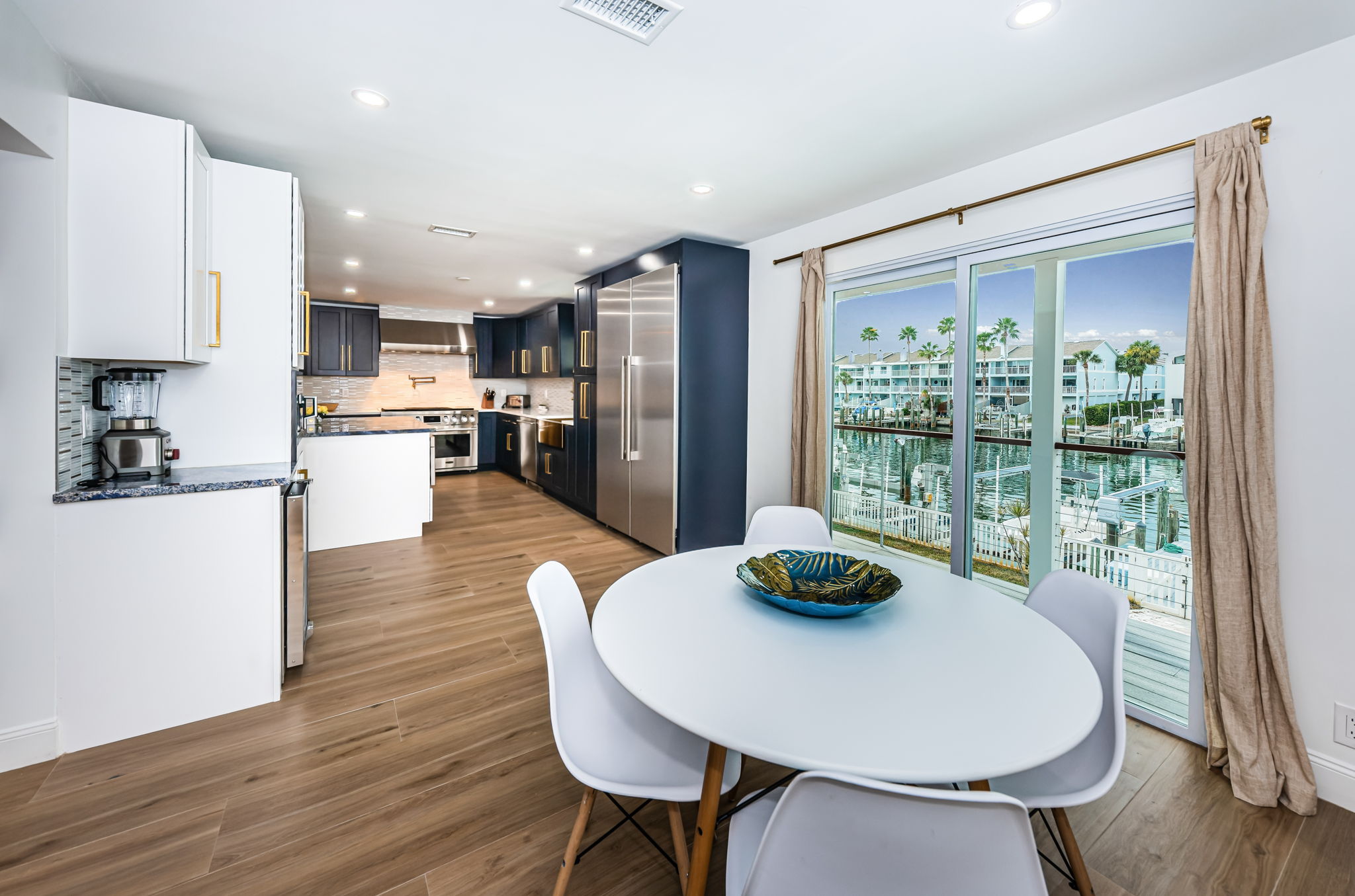 Kitchen14