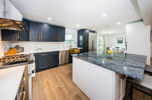 Kitchen10