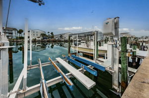 Dock4