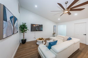 Great Room10