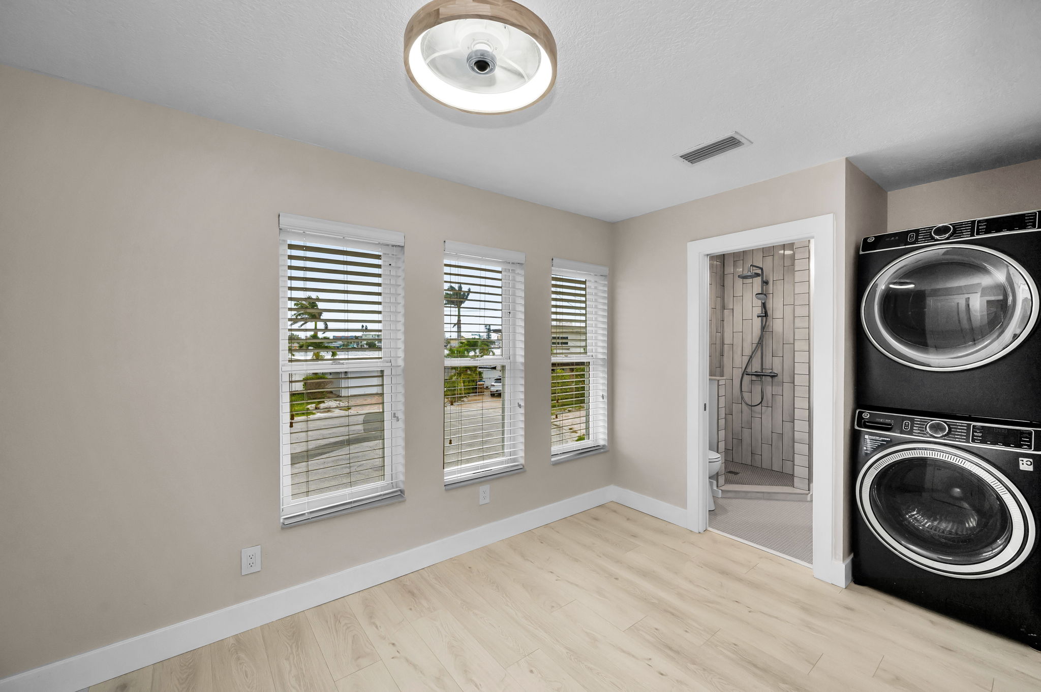 Bedroom2