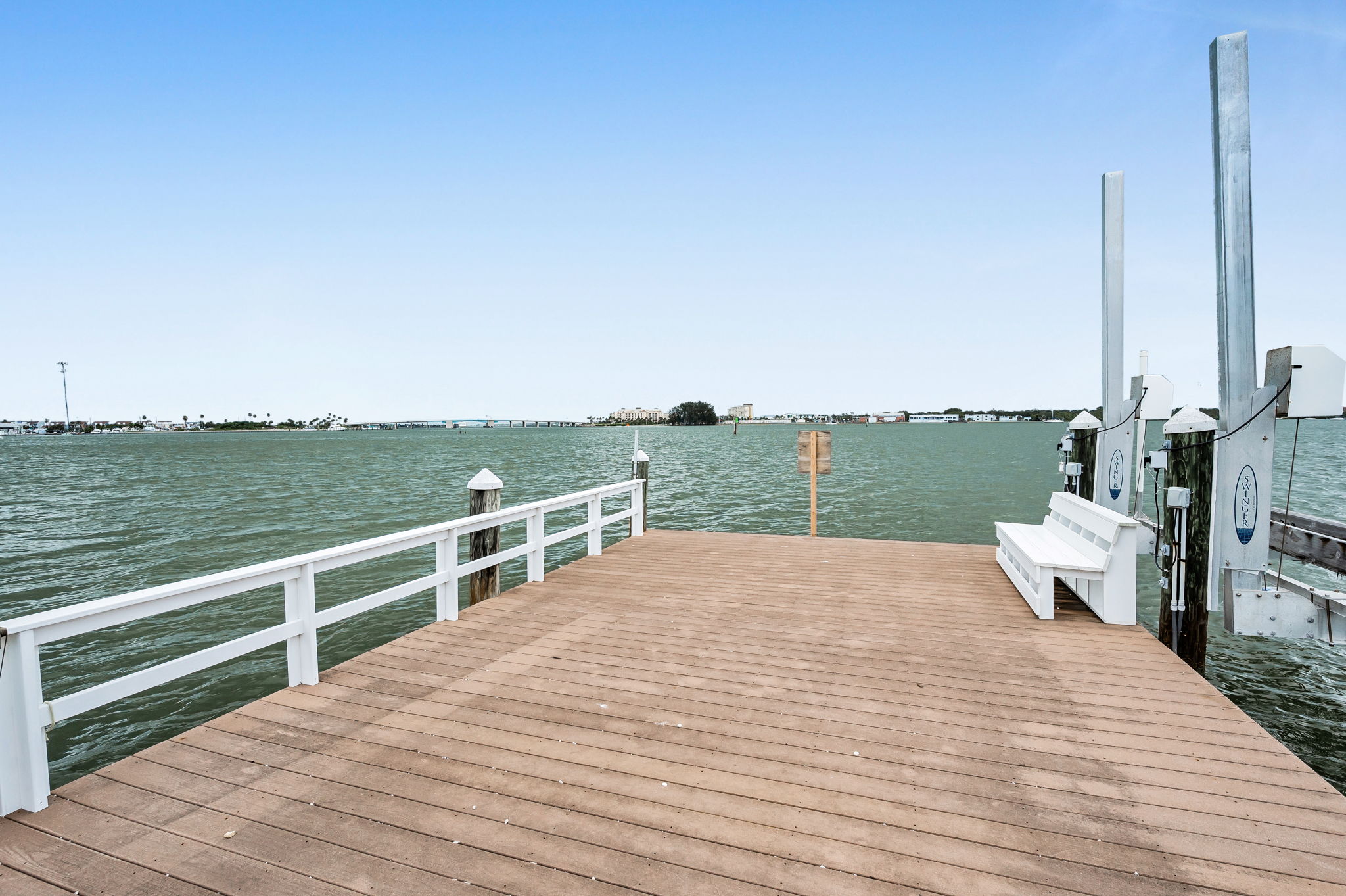Dock1