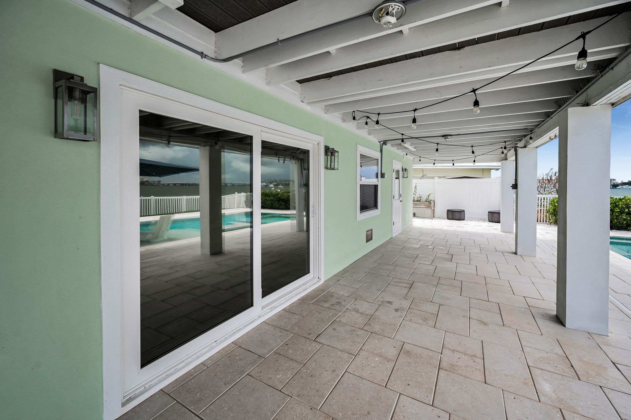 Lanai2
