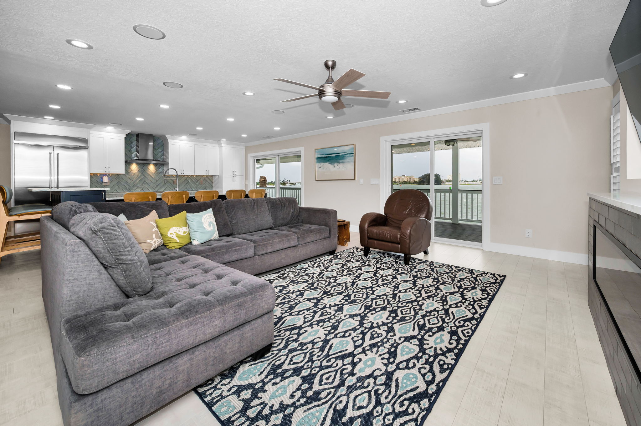 Living Room2
