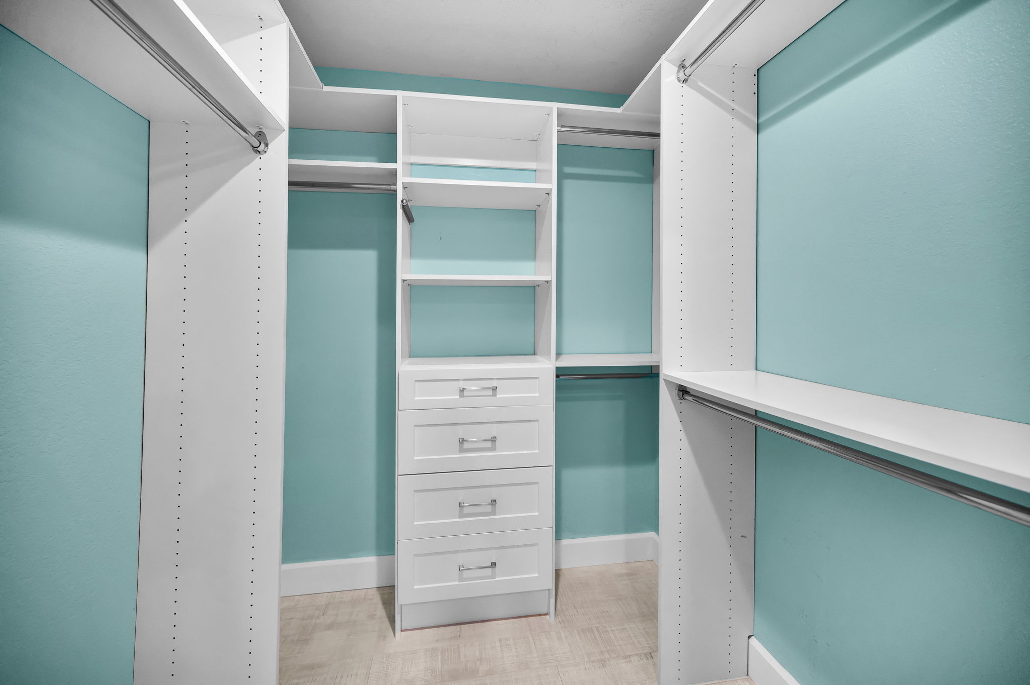 Primary Bedroom Closet