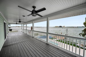 Balcony2