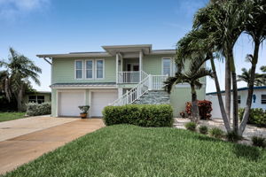 Front Exterior4