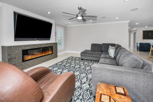Living Room14