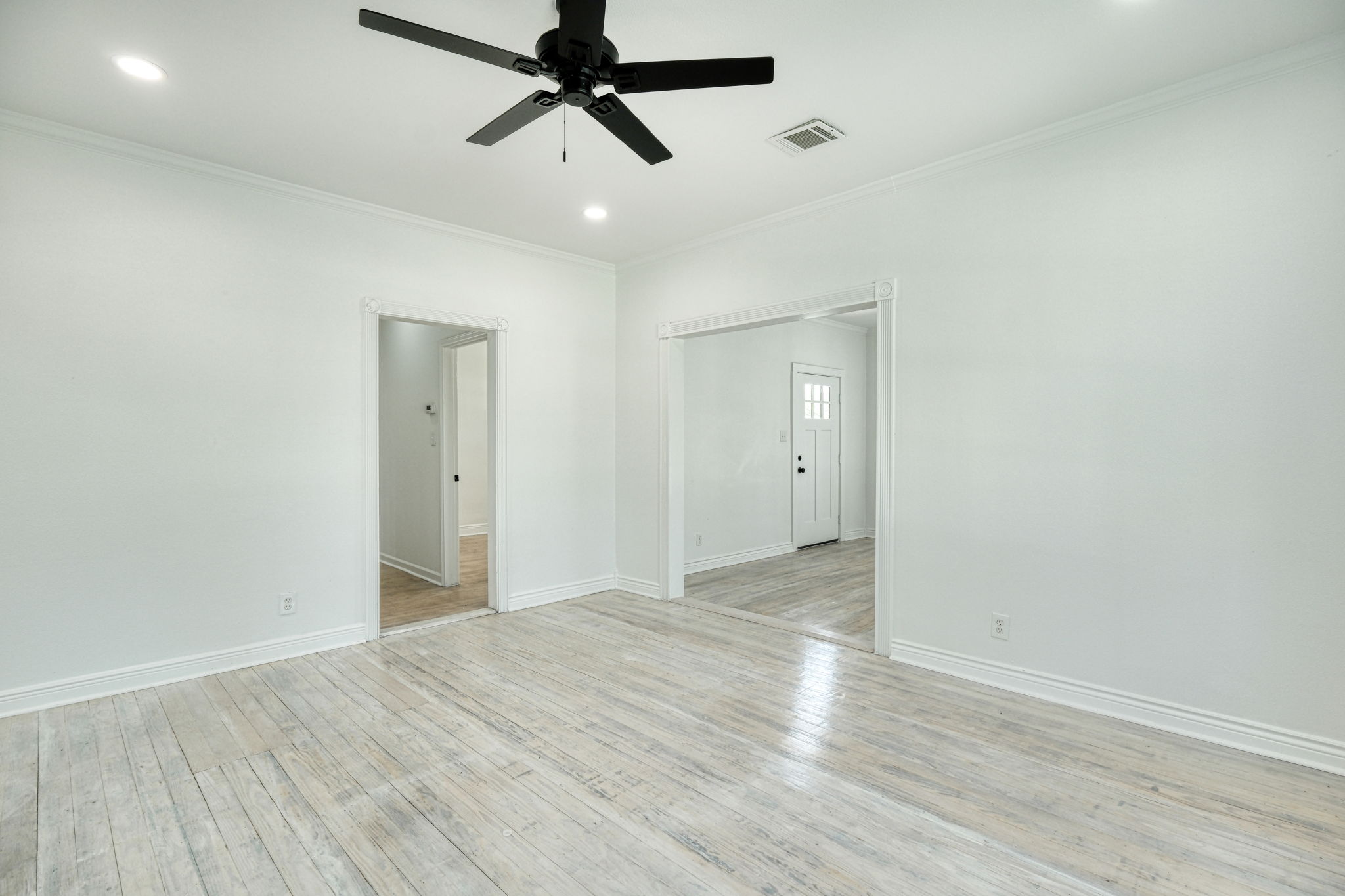 Dining Room/Flex Space
