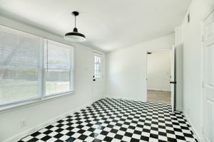 Eating Area/Flex Space