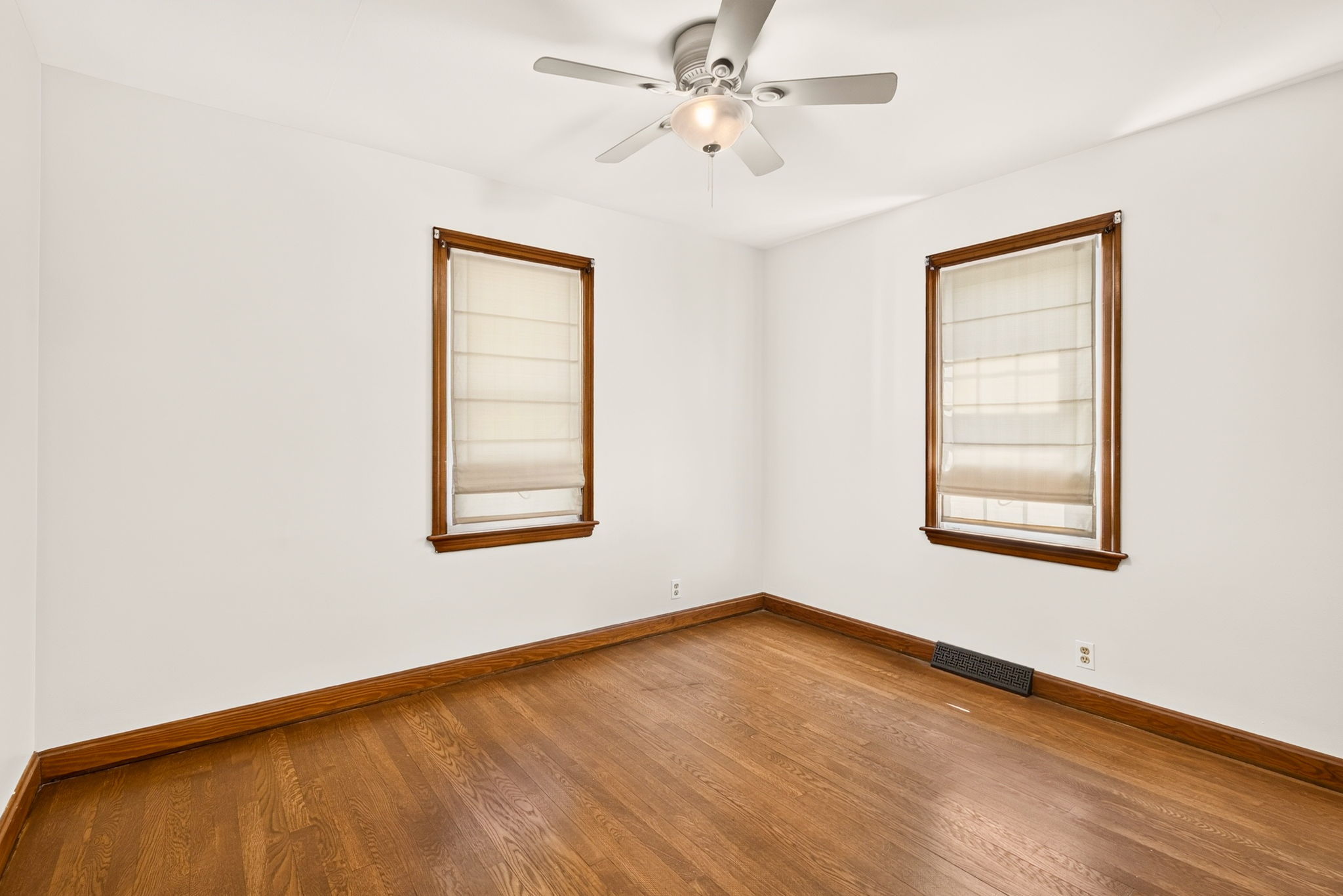 804 Franklin Ave 49