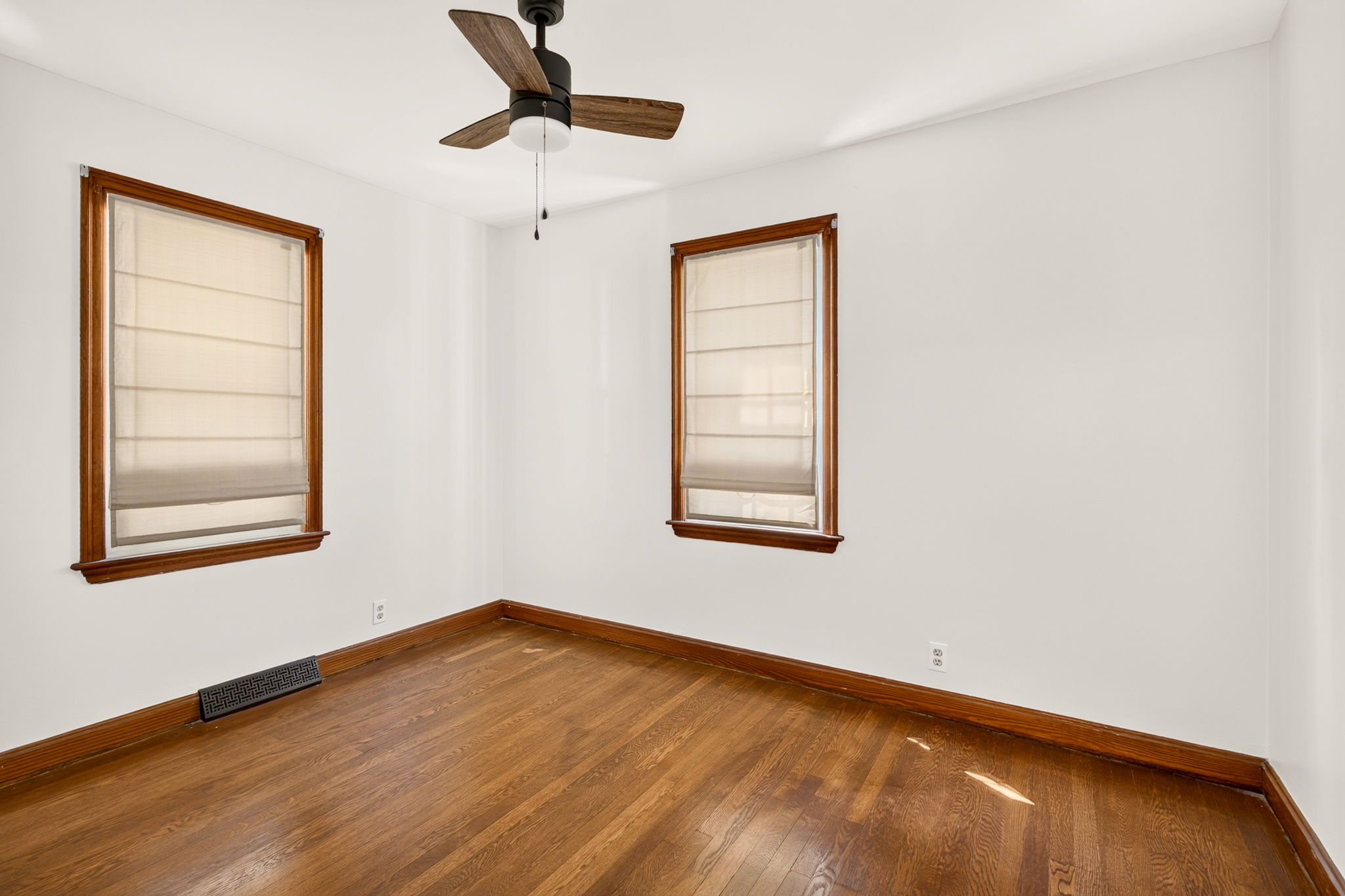 804 Franklin Ave 52