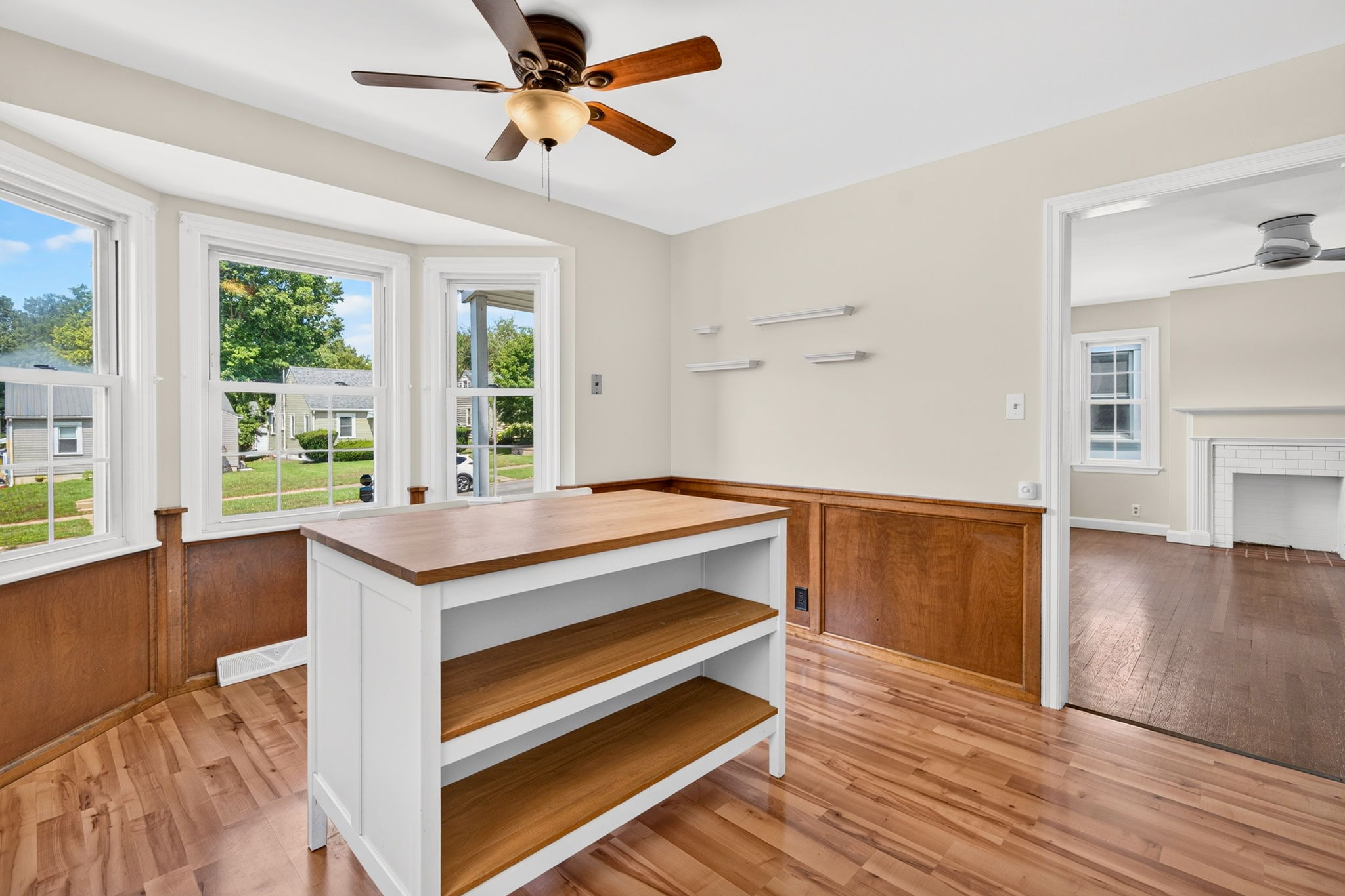 804 Franklin Ave 56