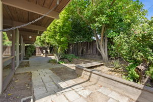  Photo 45