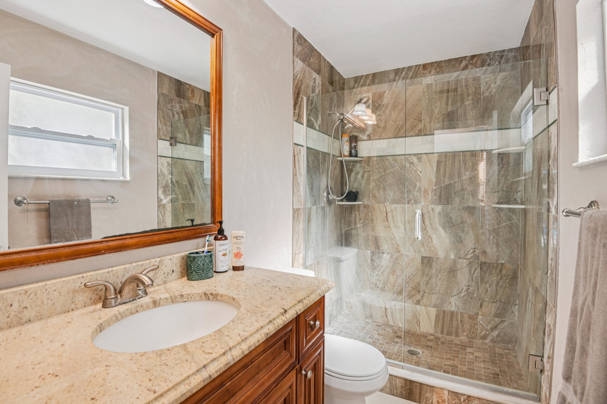 Robin Ave-S0503-032.jpg