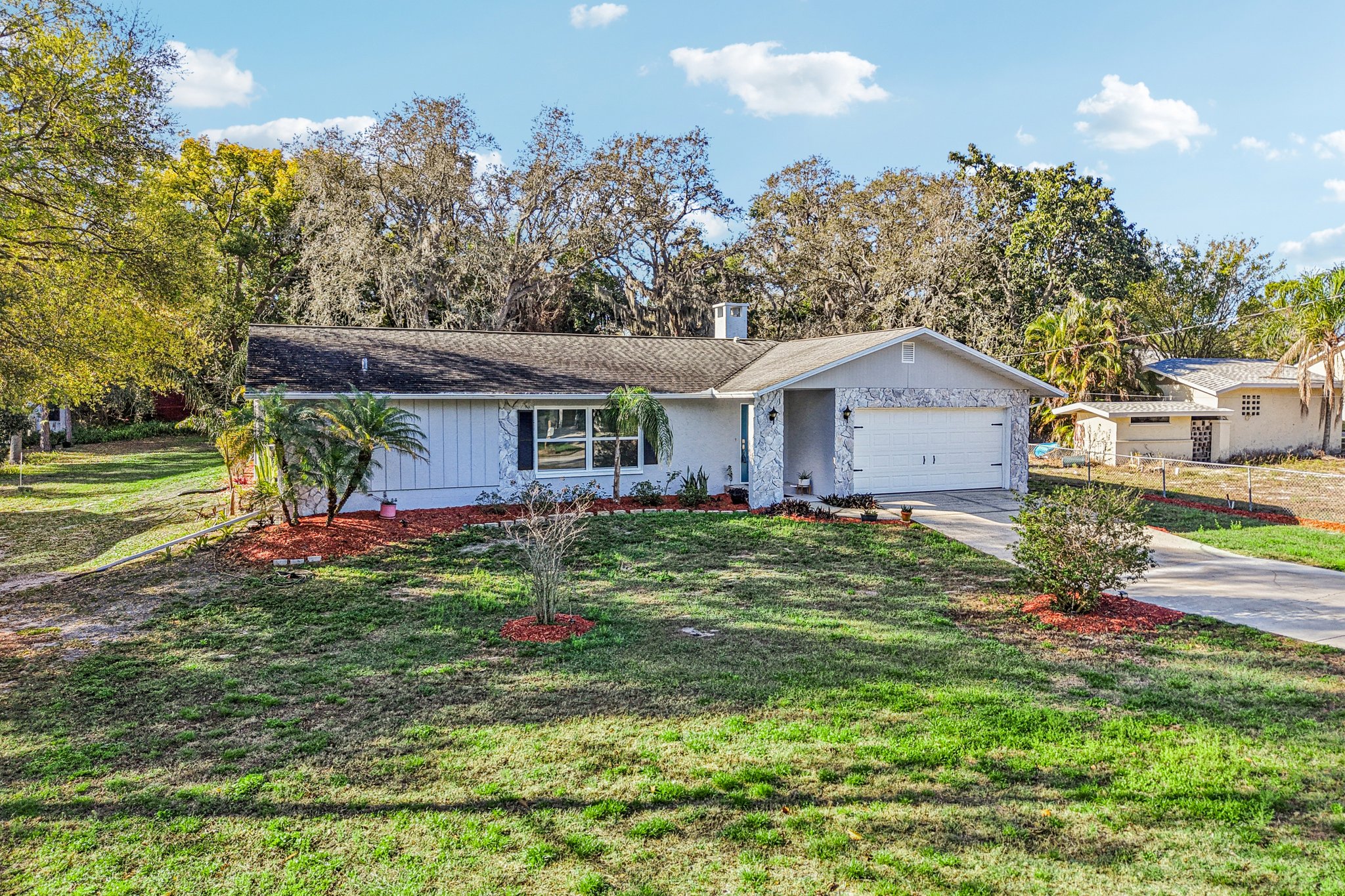 Robin Ave-S0503-044.jpg