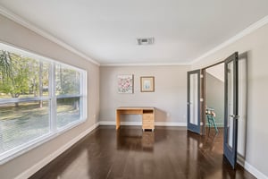 Robin Ave-S0503-018.jpg