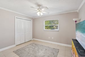 Robin Ave-S0503-021.jpg